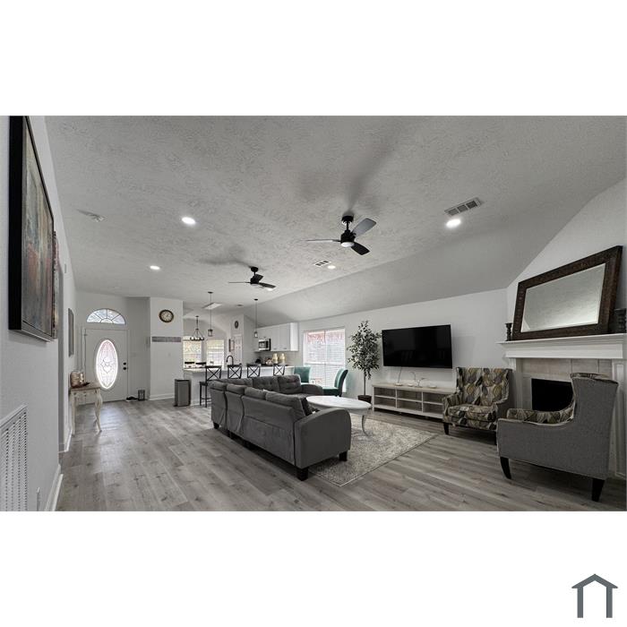 3265 Jessica Ct